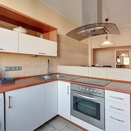 Seaside & Center By Downtown